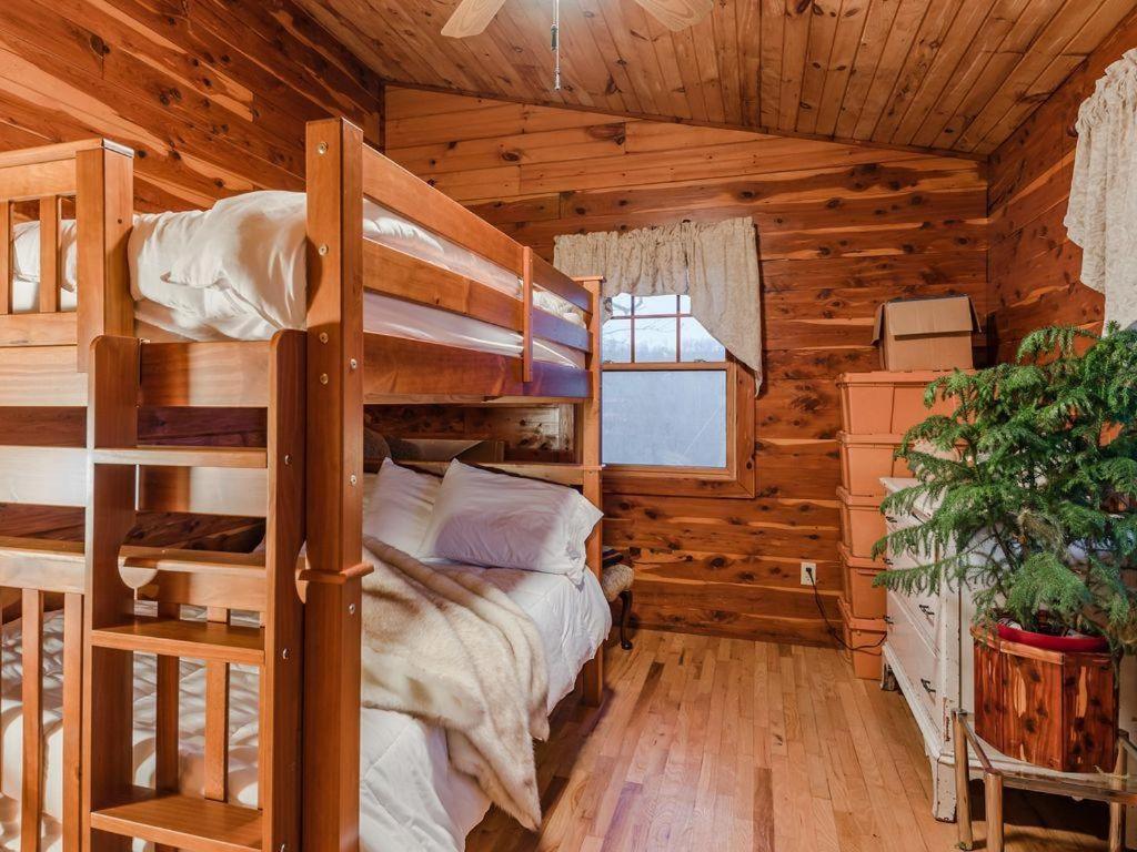 Fly Away Cabin- Modern, Serene, And Convenient Compton Dış mekan fotoğraf