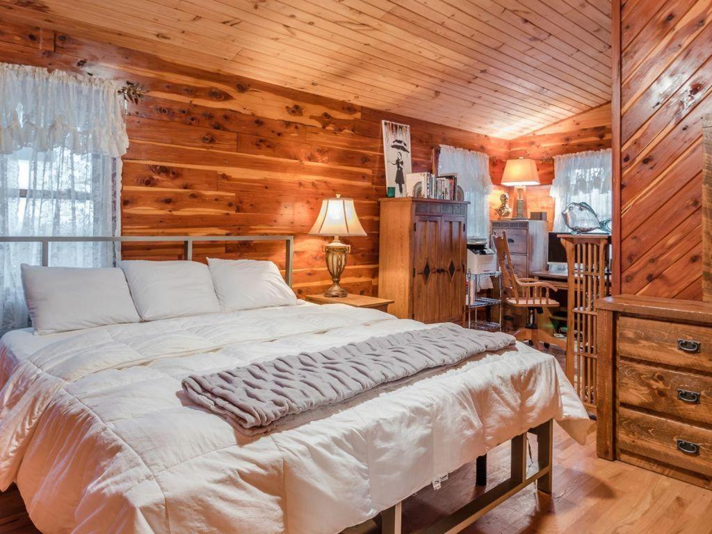 Fly Away Cabin- Modern, Serene, And Convenient Compton Dış mekan fotoğraf